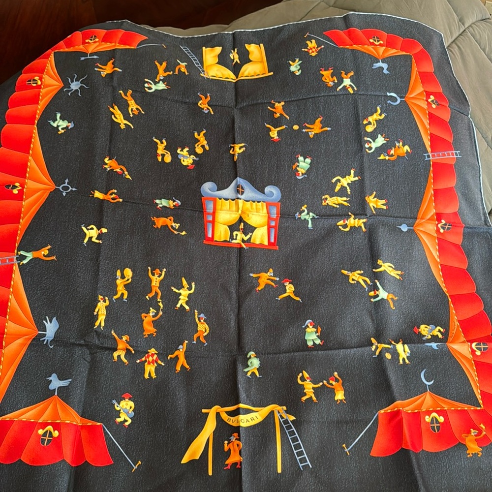 Bulgari scarf